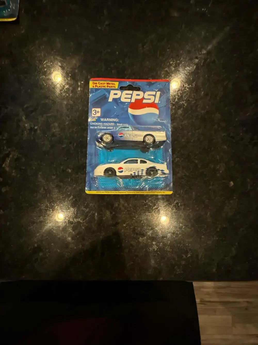 Golden Wheel Pepsi Die Cast Metal & Plastic Parts 2-Pack Truck and Car